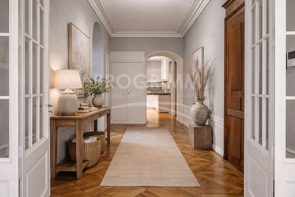 Garderobe; holzboden, tageslicht, rustikaler stil