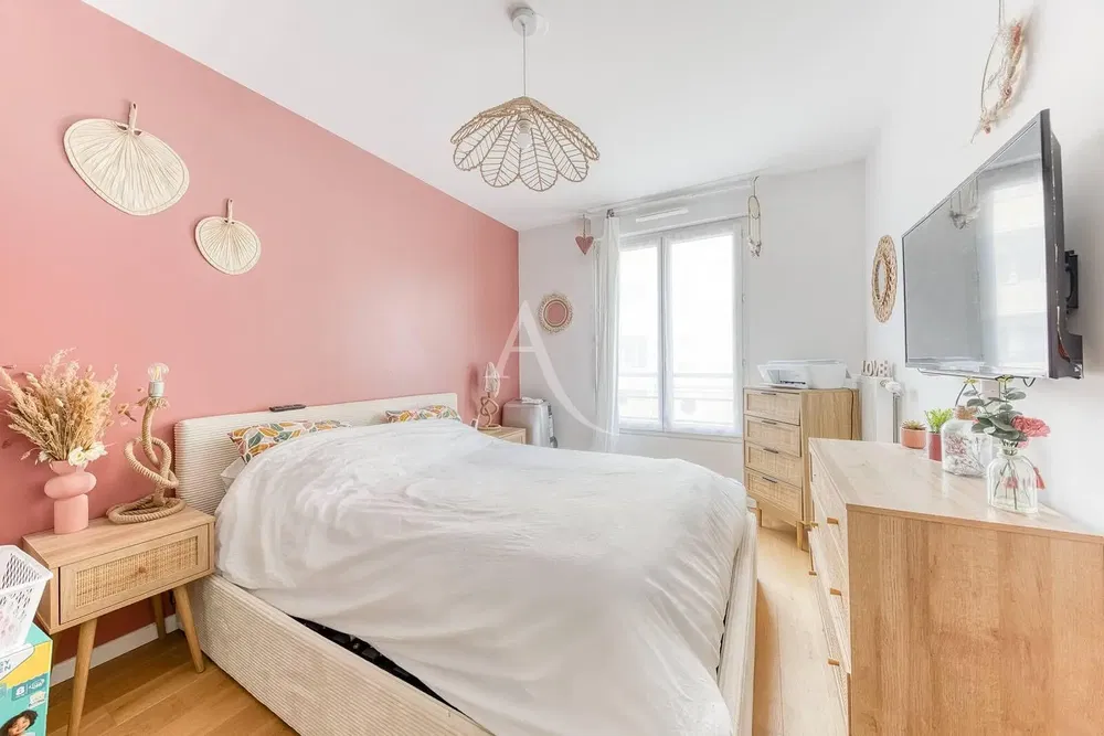 Dormitorio; estilo moderno, luz natural