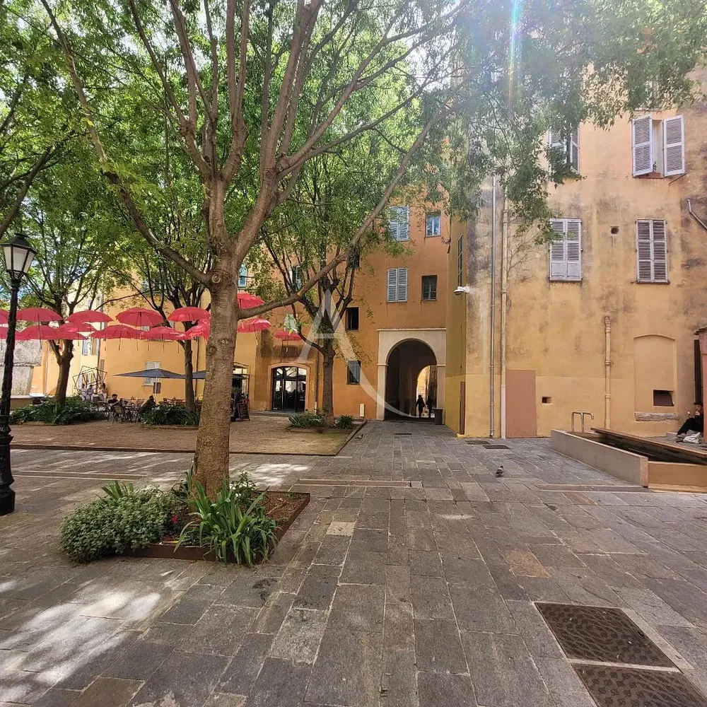 Haus und umgebung; blick, tageslicht