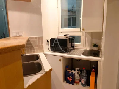 Küche; fliesenboden, tageslicht, moderner stil