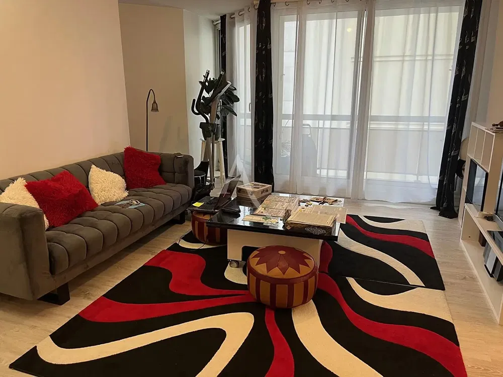 Σαλόνι; φυσικό φως, μοντέρνο στυλ