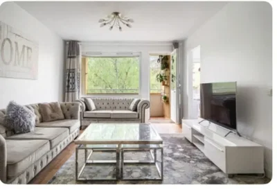 Obývací pokoj; přirozené světlo, moderní styl