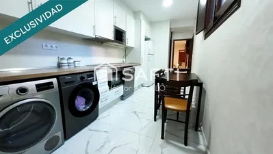 Kitchen; kitchen appliances, tile floor