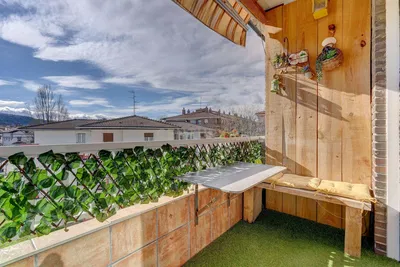 Балкон; гледка, естествена светлина