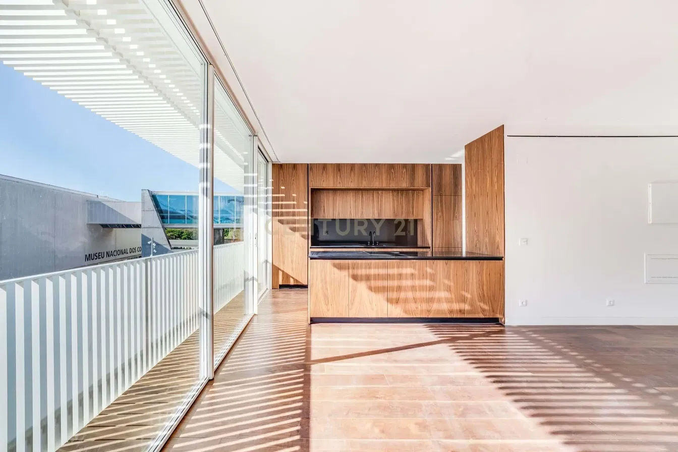 Kitchen; view, natural light, modern style
