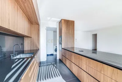 Kitchen; kitchen appliances, renovated, natural light, modern style