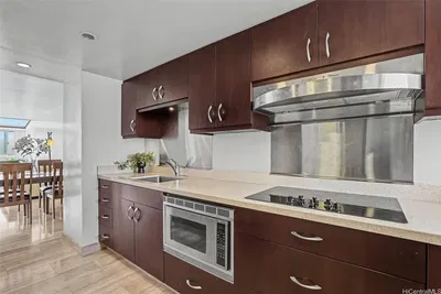 Kitchen; kitchen appliances, tile floor