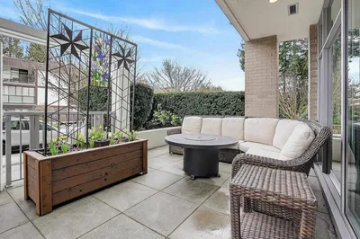 Terrace; view, natural light