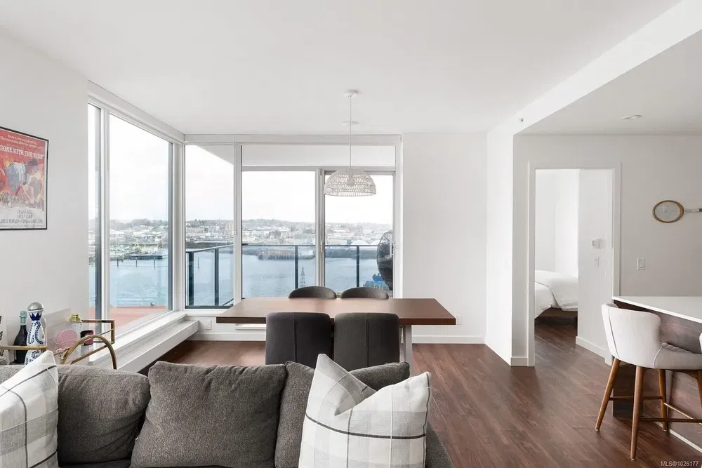 Dnevna soba; pogled, prirodno svjetlo