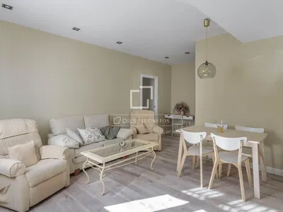 Dnevna soba; prirodno svjetlo, moderni stil