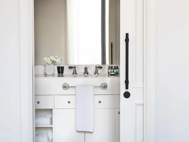 Bagno; luce naturale, ristrutturato