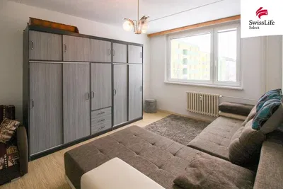 Küche; küchengeräte, holzboden, tageslicht, moderner stil