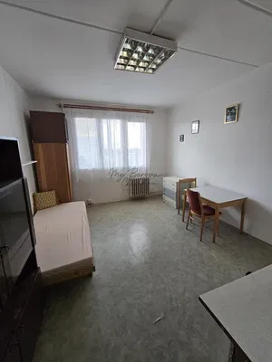 Küche; küchengeräte, holzboden, tageslicht, moderner stil