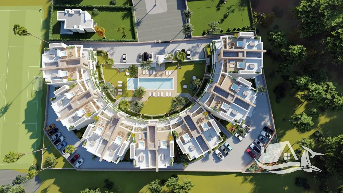 Kuchyně; kuchyňské spotřebiče, dřevěná podlaha, přirozené světlo, moderní styl