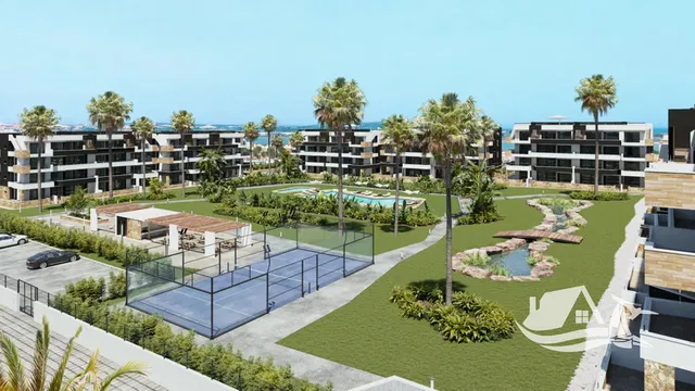 Кухиња; кухињски апарати, дрвени под, природно светло, модерни стил