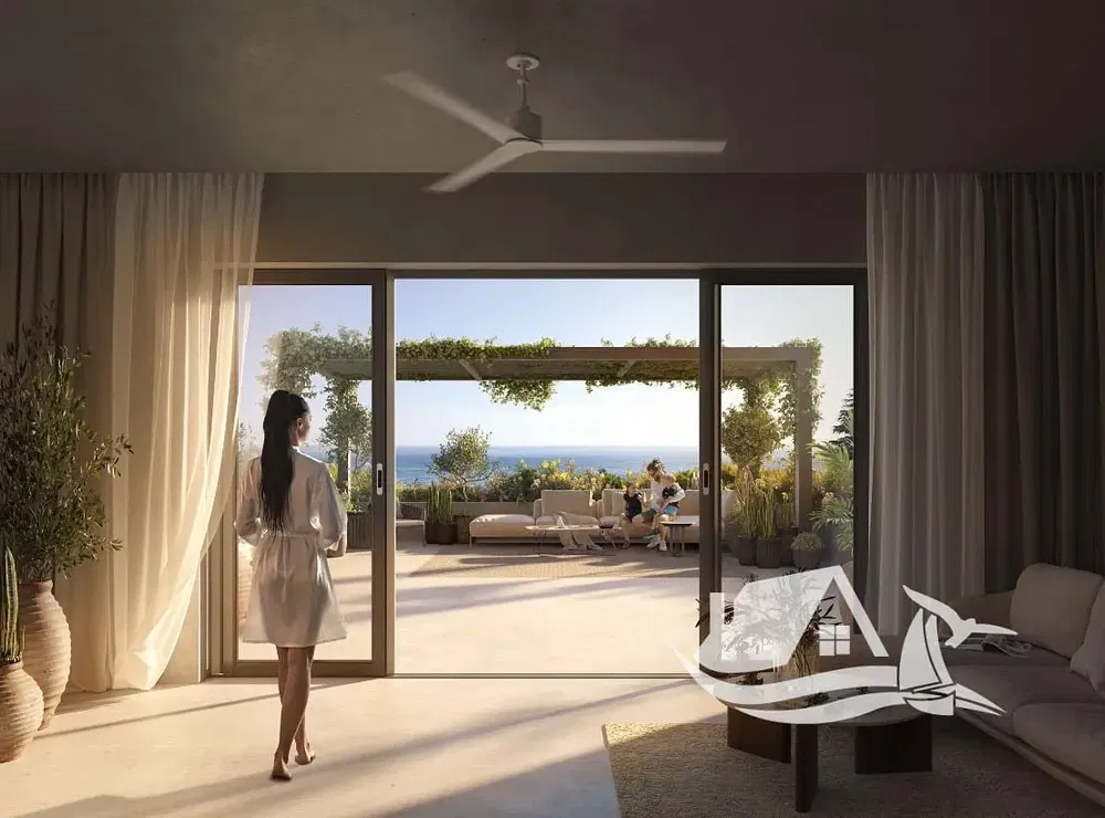 Mutfak; mutfak aletleri, ahşap zemin, doğal ışık, modern stil