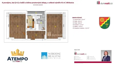 Kuhinja; kućanski aparati, drveni pod, prirodna svjetlost, moderan stil