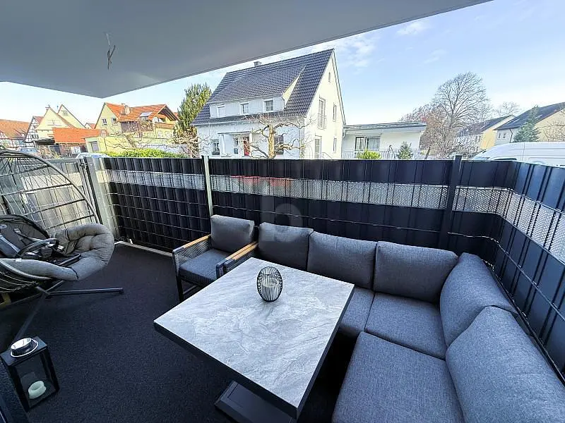 Küche; küchengeräte, holzboden, tageslicht, moderner stil