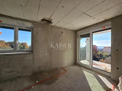 Küche; küchengeräte, fliesenboden, tageslicht, moderner stil