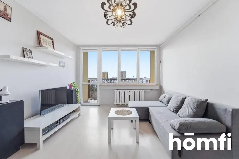 Cuisine; électroménager, parquet, lumière naturelle, style moderne