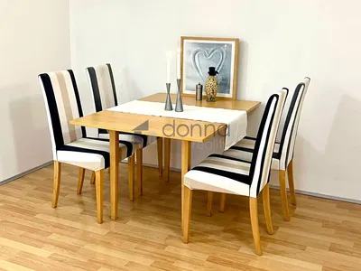 Кухня; кухненски уреди, дървен под, естествена светлина, модерен стил