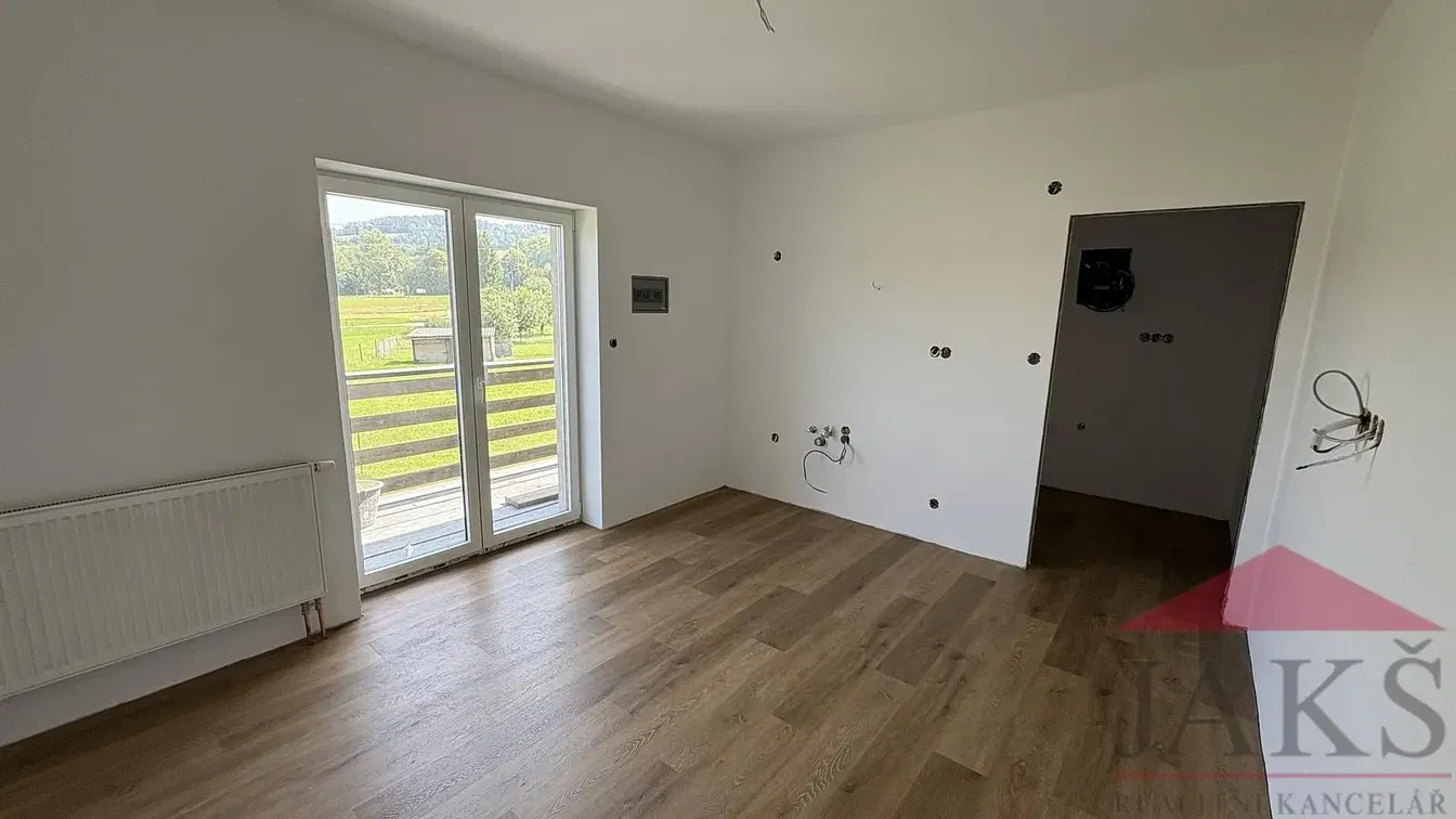 Küche; küchengeräte, holzboden, tageslicht, moderner stil