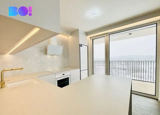 Küche; küchengeräte, holzboden, tageslicht, moderner stil