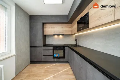 Cuisine; électroménager, parquet, lumière naturelle, style moderne