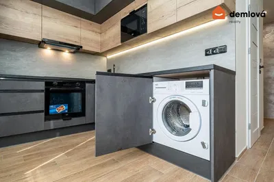 Salon; parquet, lumière naturelle, style moderne