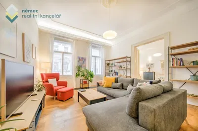 مطبخ; أجهزة المطبخ, أرضية خشبية, ضوء طبيعي, أسلوب عصري