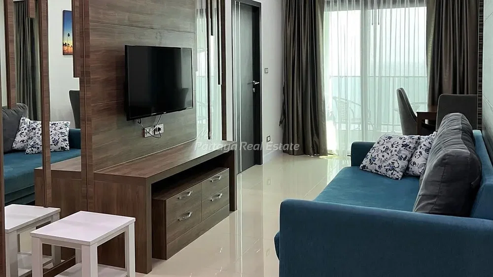 مطبخ; أجهزة المطبخ, أرضية من البلاط, ضوء طبيعي, أسلوب عصري