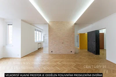 Cuisine; électroménager, parquet, lumière naturelle, style moderne