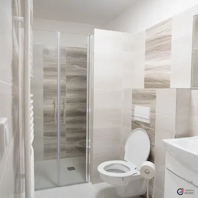 Cucina; elettrodomestici, pavimento in legno, luce naturale, stile moderno