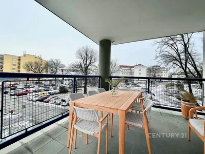 Taras; widok, podłoga z płytek