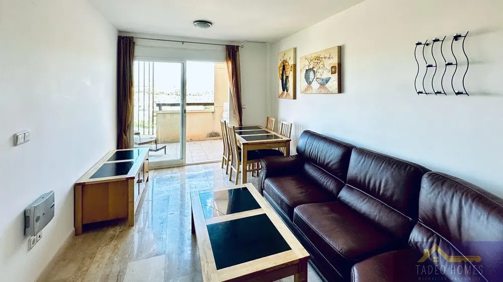 Wohnzimmer; blick, tageslicht, moderner stil