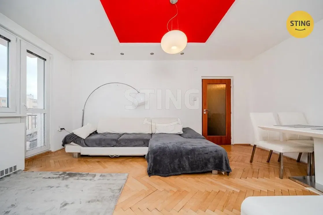Chambre; parquet, lumière naturelle, style moderne