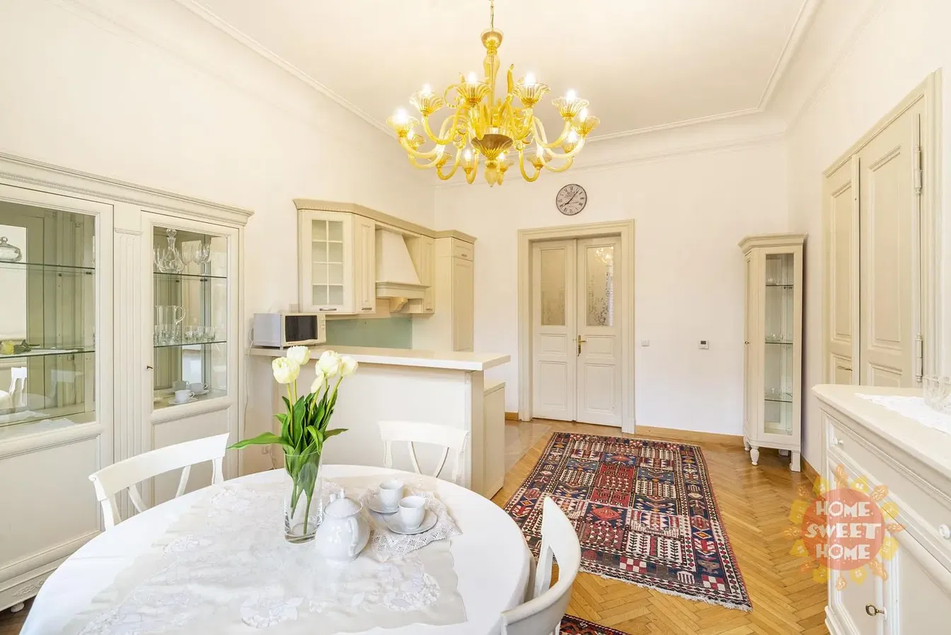 Kitchen; modern style, natural light, renovated