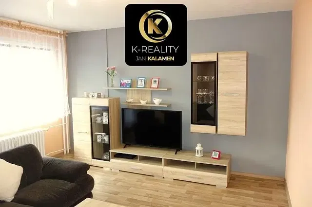 Σαλόνι; φυσικό φως, μοντέρνο στυλ, ξύλινο πάτωμα