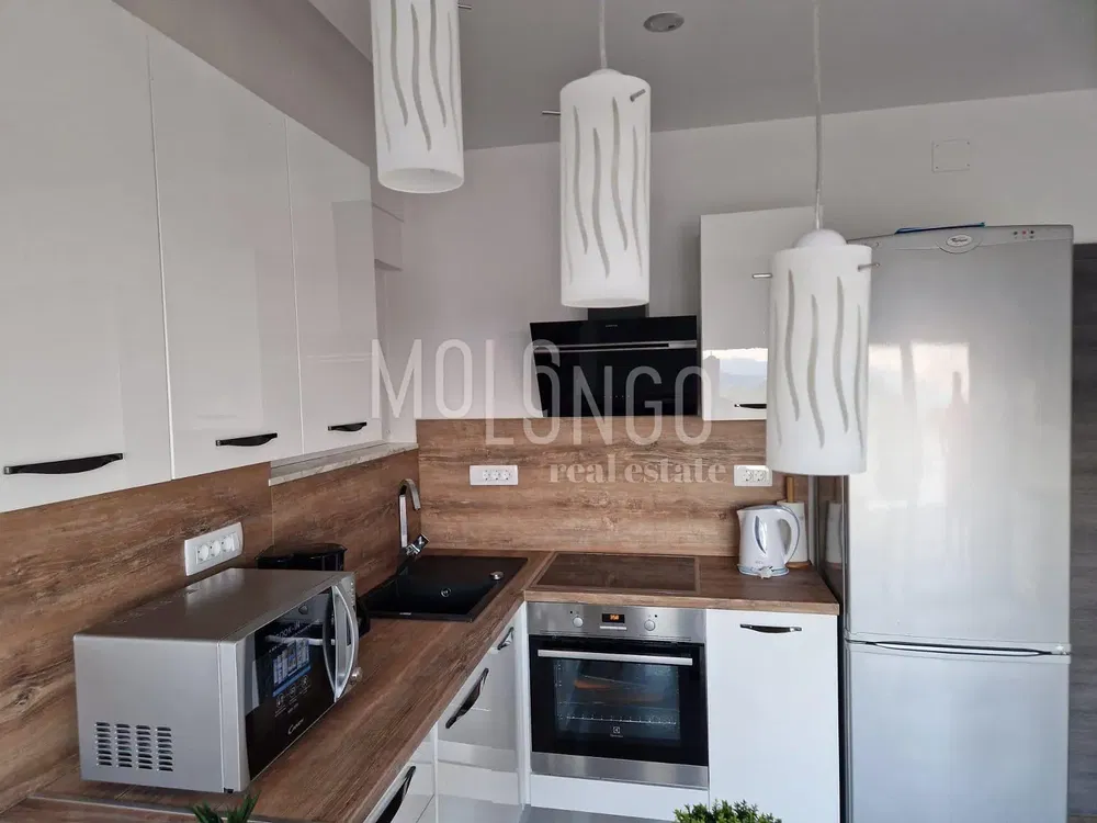 Kuchyně; kuchyňské spotřebiče, moderní styl