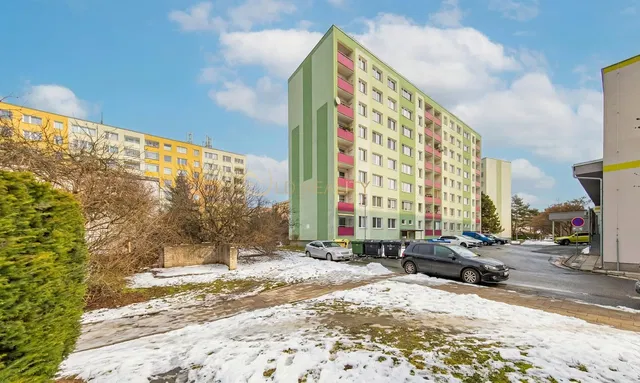 Dům a okolí