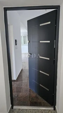 Vestiaire; sécurité, carrelage