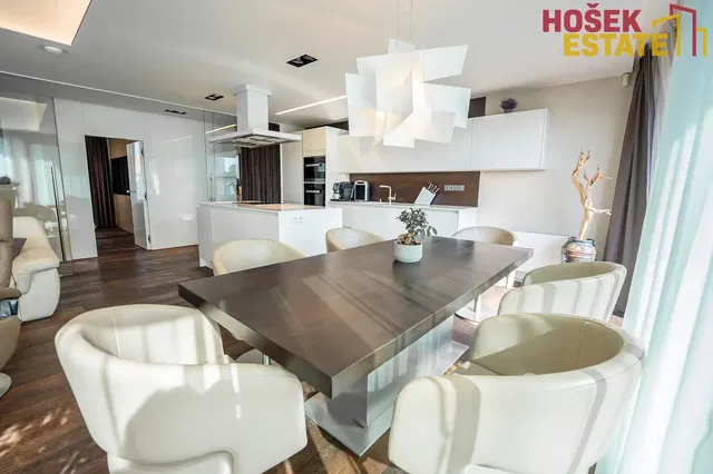 Küche; moderner stil, tageslicht, renoviert