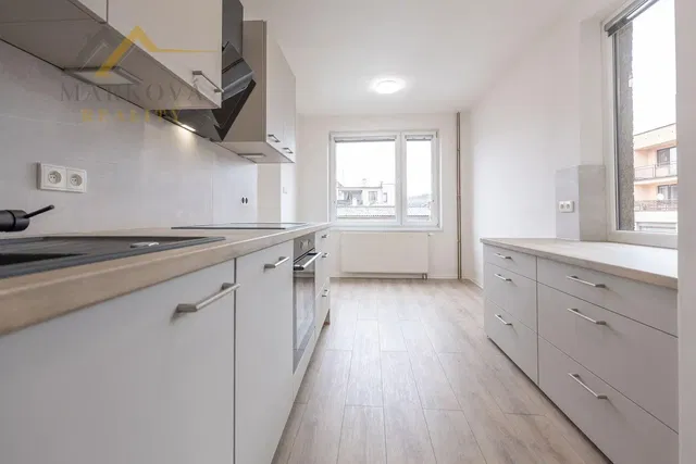 Kitchen; kitchen appliances, view, renovated, natural light