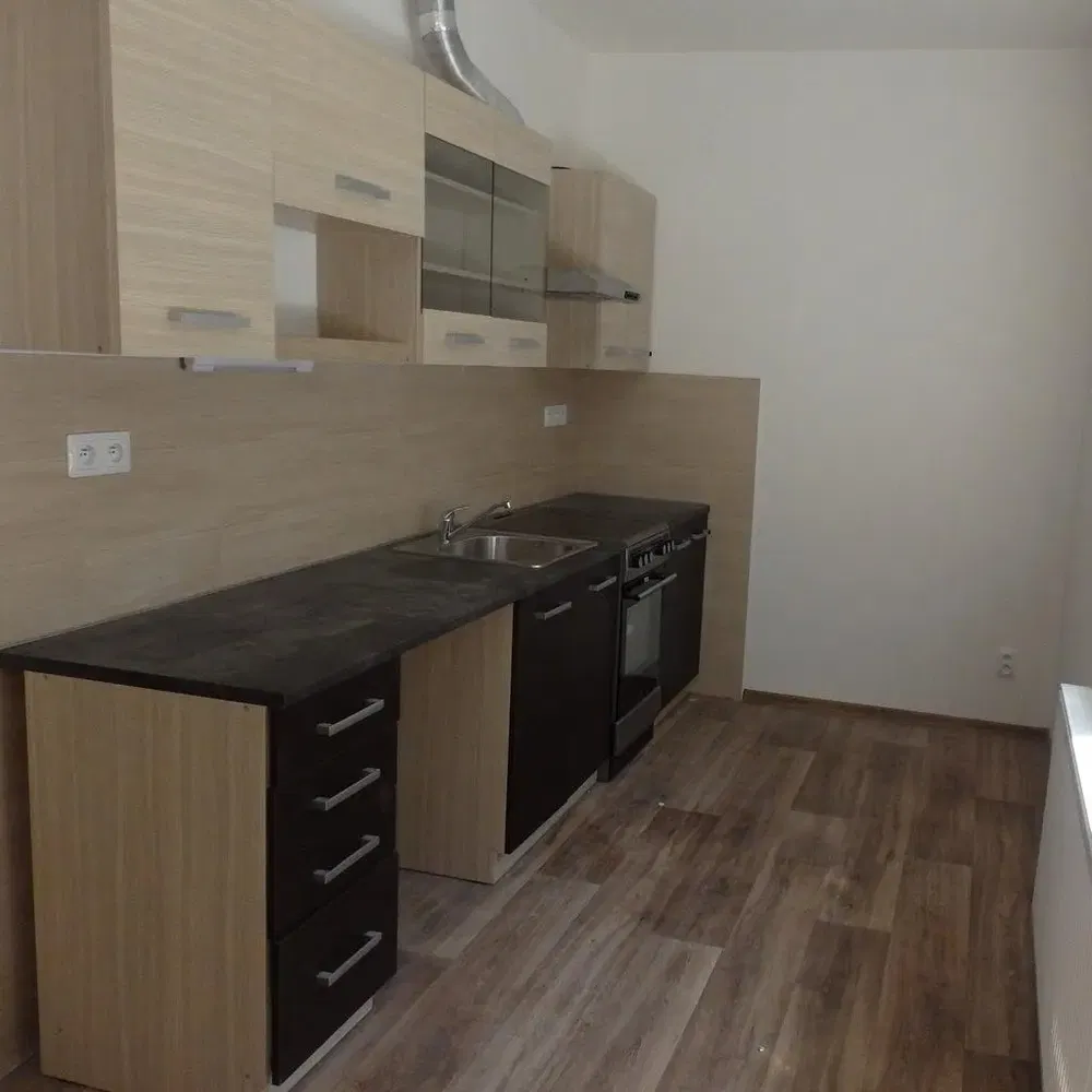 Cuisine; électroménager, carrelage