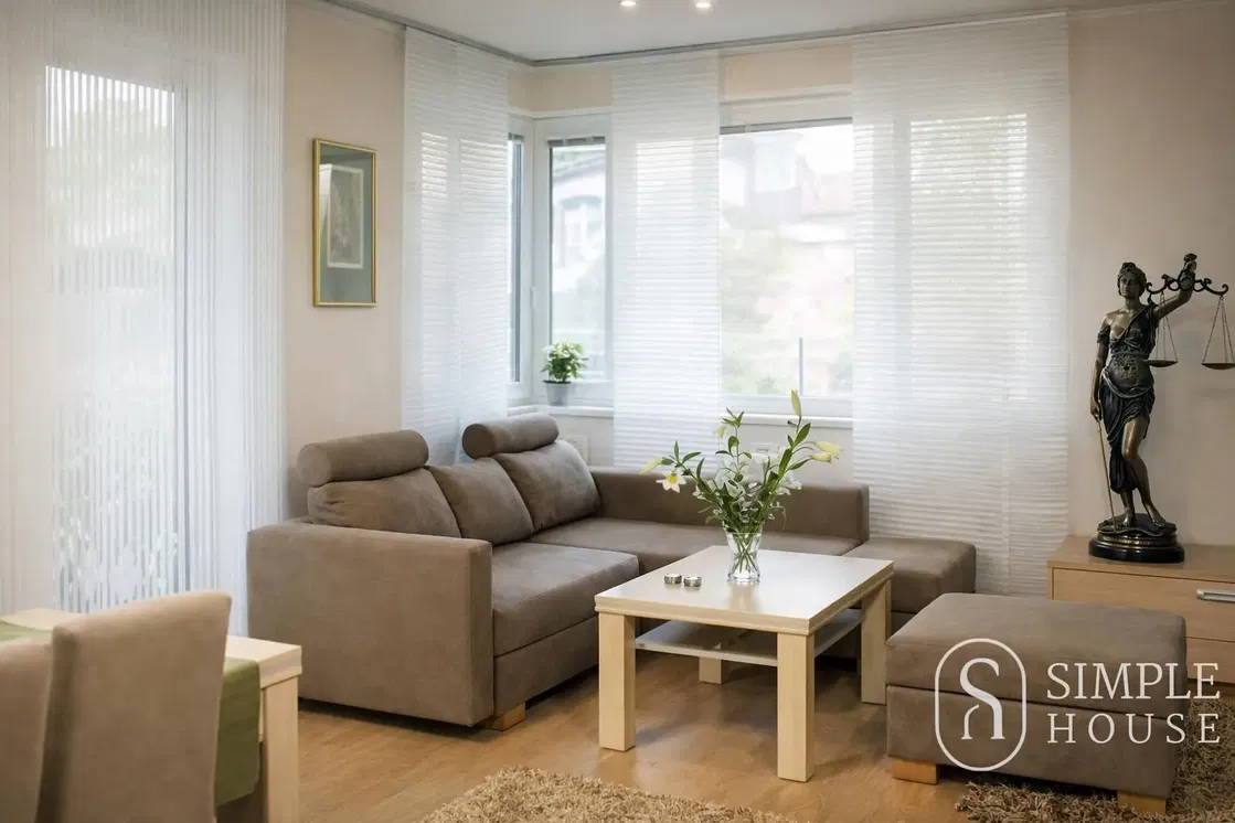 Хол; гледка, естествена светлина, модерен стил