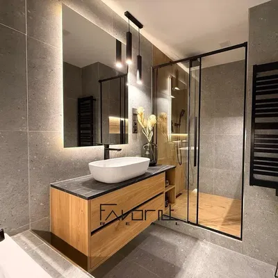 Baño; renovado, luz natural, estilo moderno