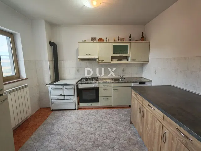 Cuisine; électroménager, carrelage