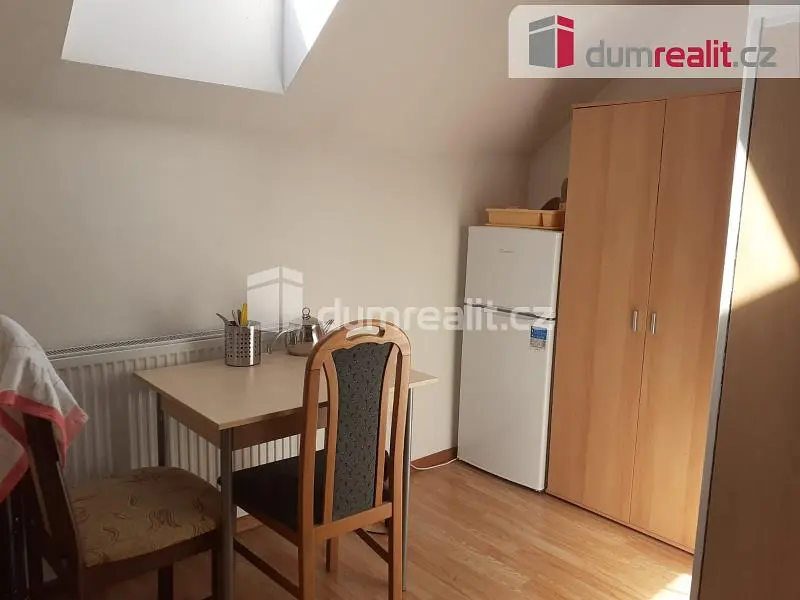 Кухня; кухненски уреди