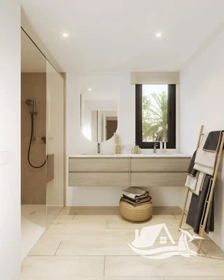 Banyo; doğal ışık, fayans zemin, tadilatlı