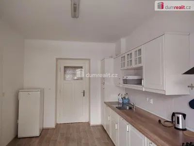 Кухиња; кухињски апарати, плочице